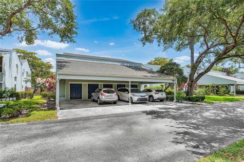 6157 Old Court Road Boca Raton FL 33433
