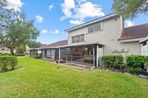 7602 Pinewalk Drive Margate FL 33063
