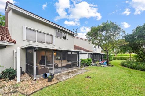 7602 Pinewalk Drive Margate FL 33063