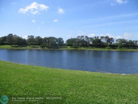 5810 Crystal Shores Drive Boynton Beach FL 33437