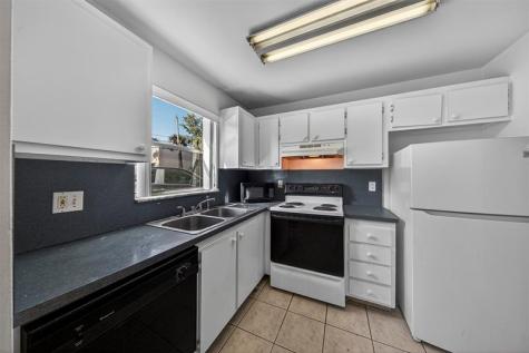 809 W Oakland Park Boulevard Oakland Park FL 33311