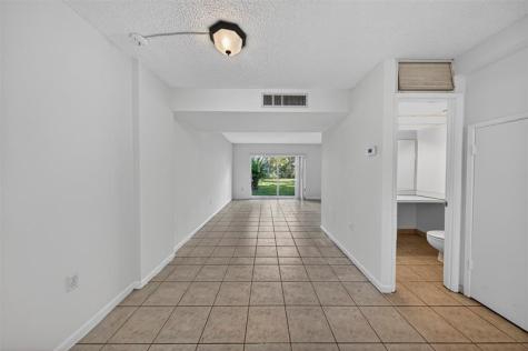 809 W Oakland Park Boulevard Oakland Park FL 33311