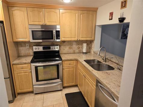 9531 Seagrape Drive Davie FL 33324