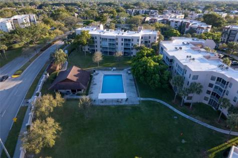 9531 Seagrape Drive Davie FL 33324