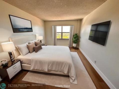 2555 NE 11th Street Fort Lauderdale FL 33304