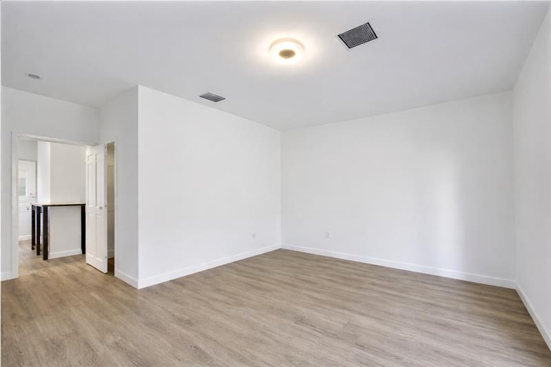 4369 NW 9th Street Plantation FL 33317