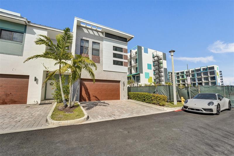 4369 NW 9th Street Plantation FL 33317