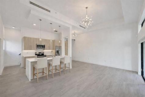 4369 NW 9th Street Plantation FL 33317