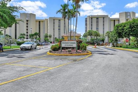 7200 Radice Court Lauderhill FL 33319