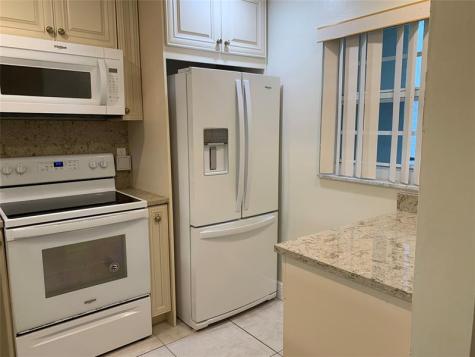 9460 Poinciana Place Davie FL 33324