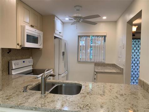 9460 Poinciana Place Davie FL 33324