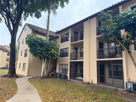 4361 W Mcnab Road Pompano Beach FL 33069