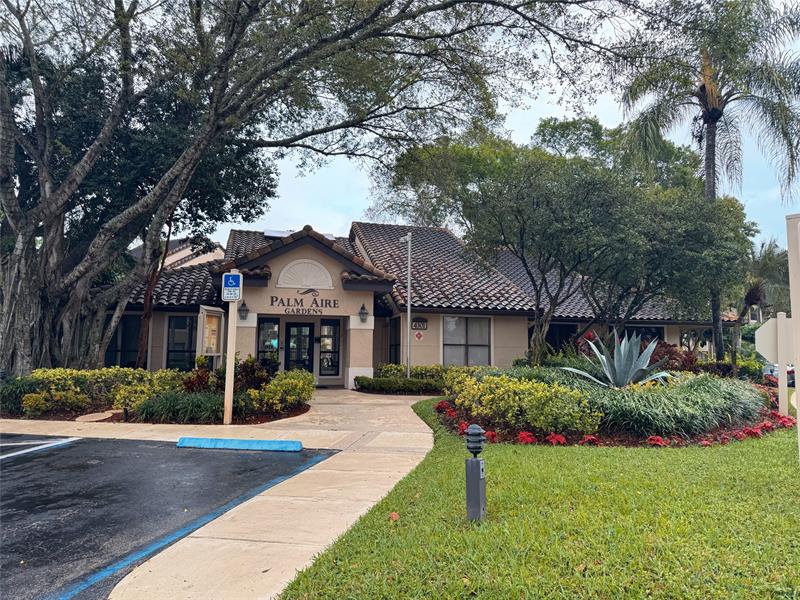 4361 W Mcnab Road Pompano Beach FL 33069