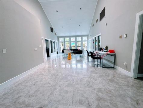 4361 W Mcnab Road Pompano Beach FL 33069