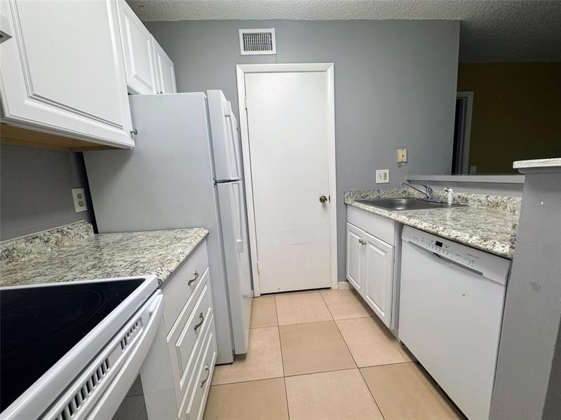 4361 W Mcnab Road Pompano Beach FL 33069