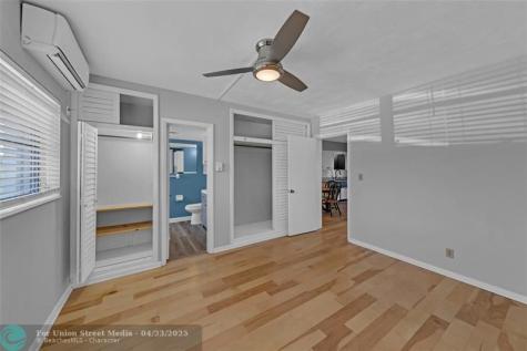 11 SW 4th Avenue Boca Raton FL 33432