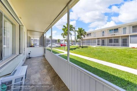 11 SW 4th Avenue Boca Raton FL 33432