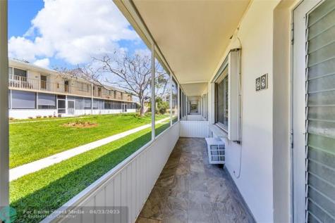 11 SW 4th Avenue Boca Raton FL 33432