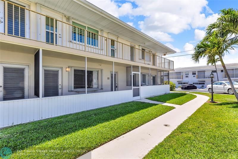 11 SW 4th Avenue Boca Raton FL 33432