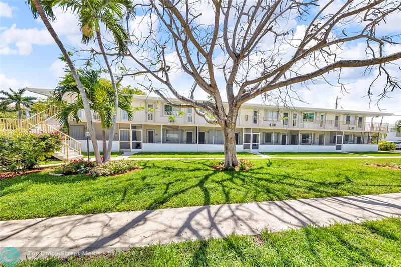 11 SW 4th Avenue Boca Raton FL 33432