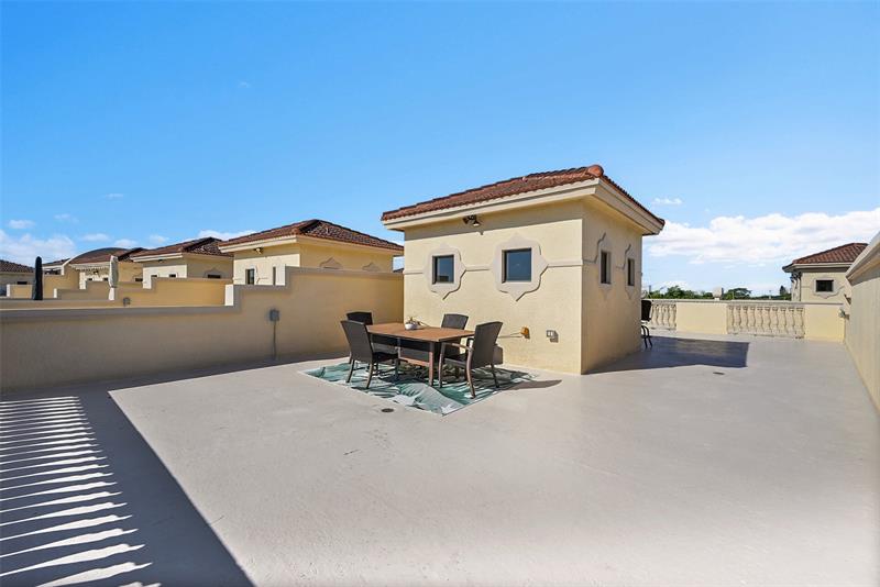 2254 SE 7th Street Pompano Beach FL 33062