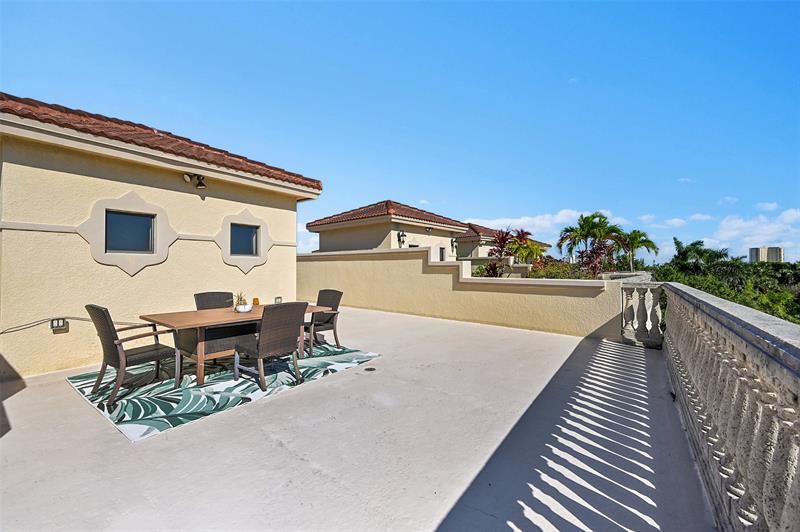 2254 SE 7th Street Pompano Beach FL 33062