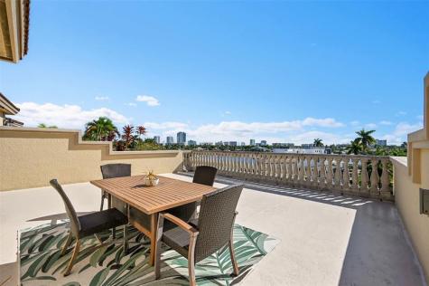 2254 SE 7th Street Pompano Beach FL 33062