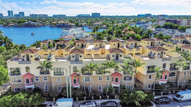 2254 SE 7th Street Pompano Beach FL 33062