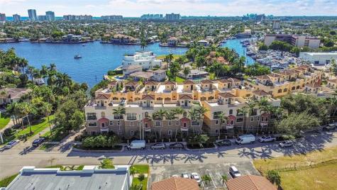 2254 SE 7th Street Pompano Beach FL 33062