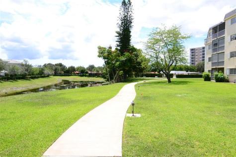 3575 Broken Woods Drive Coral Springs FL 33065