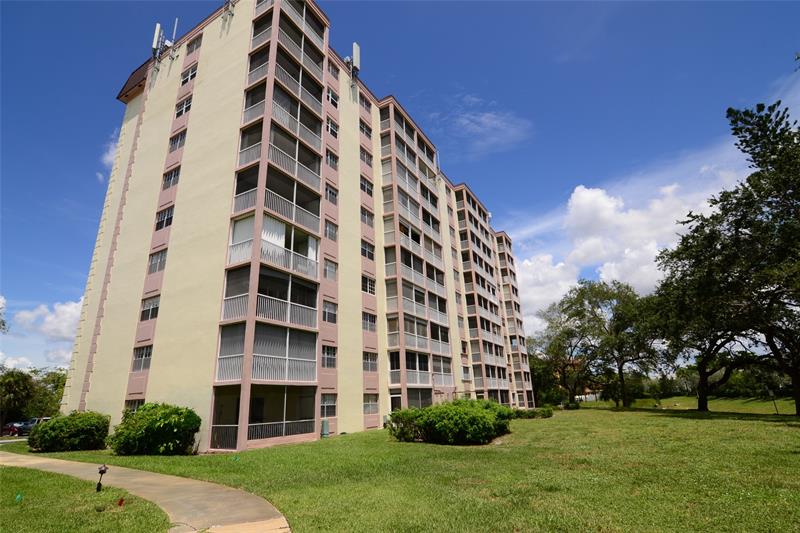 3575 Broken Woods Drive Coral Springs FL 33065