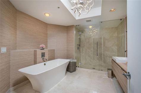 17111 Biscayne Boulevard North Miami Beach FL 33160