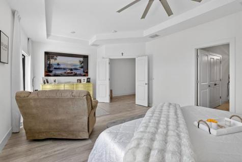 4458 E Aqua Bella Lane Fort Lauderdale FL 33312