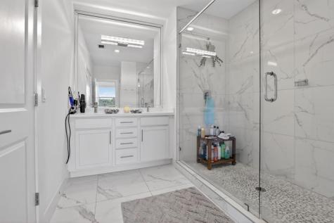 4458 E Aqua Bella Lane Fort Lauderdale FL 33312
