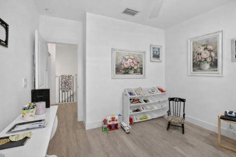 4458 E Aqua Bella Lane Fort Lauderdale FL 33312