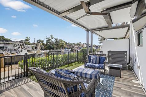 4458 E Aqua Bella Lane Fort Lauderdale FL 33312