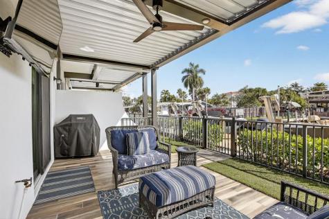 4458 E Aqua Bella Lane Fort Lauderdale FL 33312