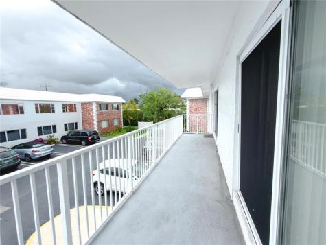 412 S Cypress Road Pompano Beach FL 33060