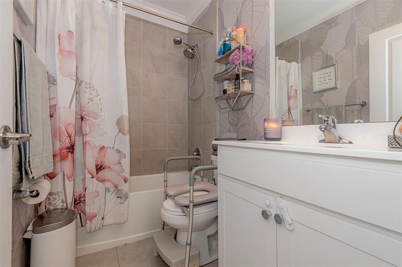 4339 Lago Drive Pompano Beach FL 33064