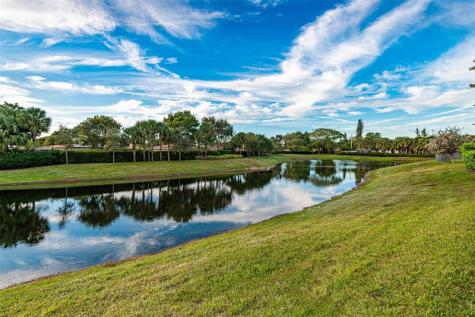 4339 Lago Drive Pompano Beach FL 33064