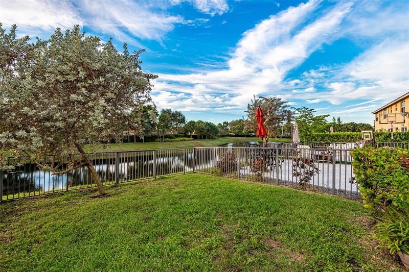 4339 Lago Drive Pompano Beach FL 33064