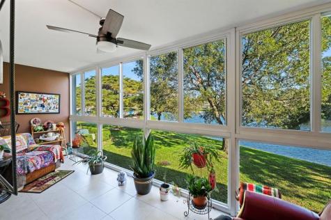 1804 Eleuthera Point Coconut Creek FL 33066
