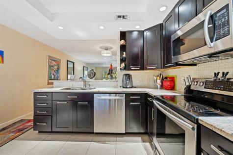 1804 Eleuthera Point Coconut Creek FL 33066