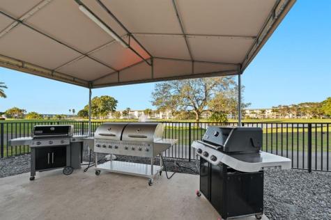 1804 Eleuthera Point Coconut Creek FL 33066