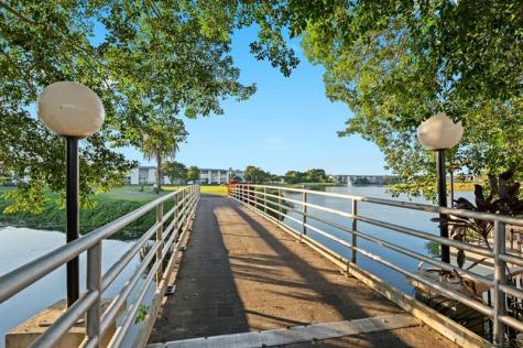 1804 Eleuthera Point Coconut Creek FL 33066