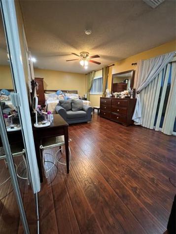 16 Spinning Wheel Lane Tamarac FL 33319