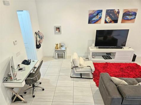 1765 NW 124th Place Pembroke Pines FL 33028