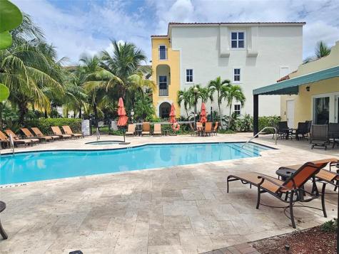 1765 NW 124th Place Pembroke Pines FL 33028