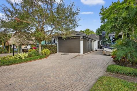 119 S Cortez Drive Margate FL 33068