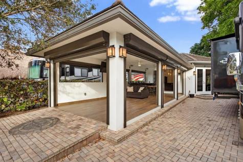 119 S Cortez Drive Margate FL 33068